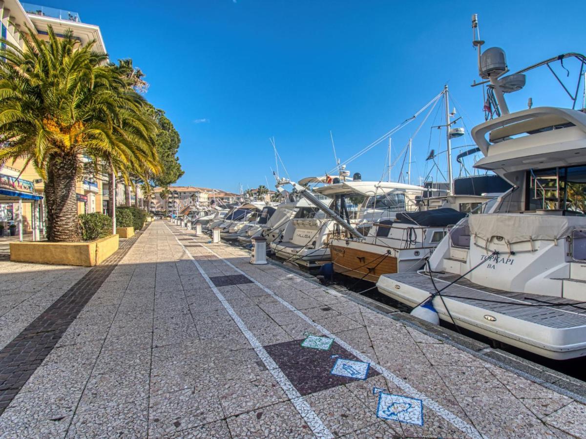 Apartment Bleu Marine-5 By Interhome Frejus